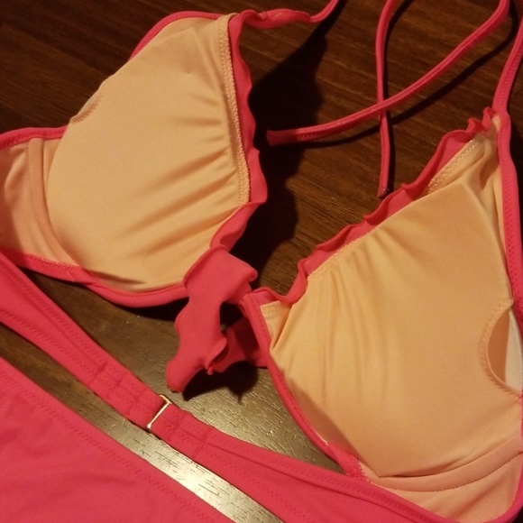 Victoria Secret Bikini - Picture 4 of 6